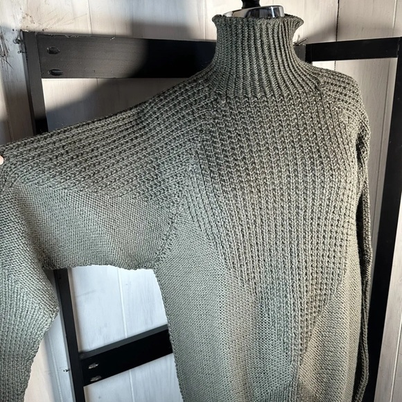 Alan Bilzerian 100% Wool Thick Gray Knit Sweater Dress, Free Size, Stunning Art - Picture 5 of 6